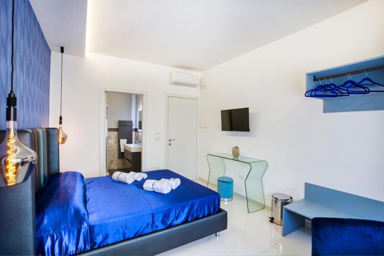 Distinto Suite & Rooms เลชเช ภายนอก รูปภาพ
